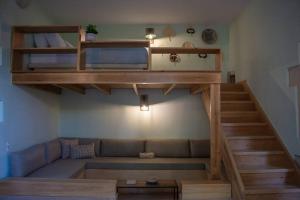 Amygdalia Traditional House