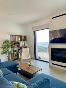 Vivienda en Granada, Cortijo Balcón Cotobro, Almuñécar, Casa con piscina y vistas increíbles