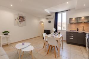 Appartements Coeur de Provence - Appt climatise : photos des chambres