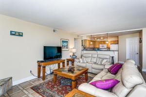 611 Starboard Village