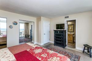 611 Starboard Village