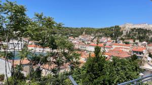 Yukka ComFor city center Hvar apartment with parking