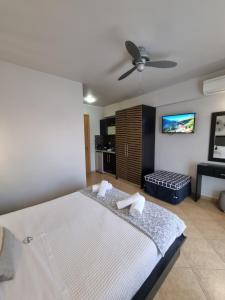 GreenHill Holiday Suites