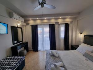 GreenHill Holiday Suites