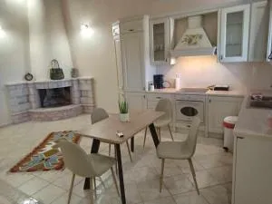 Sophia Diros Challet - Areopoli - Bríkion