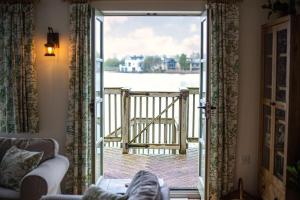 Mill Village 67, Driftwood Lake House - P