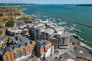 Baywatch - Private Balcony Overlooking Poole Quay
