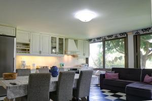 Ermis house