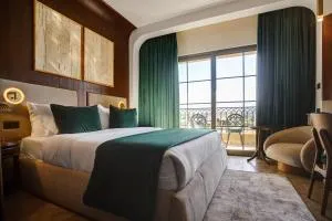 Bratus Hotel - Khashm el Qatra