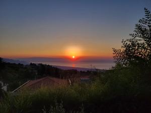 Etna Sunshine Rent Rooms