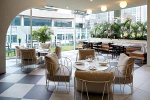 Homewood Suites By Hilton Montreal Downtown