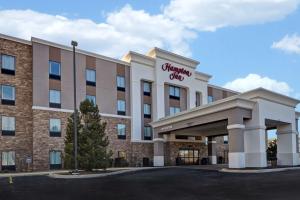 Hampton Inn Dekalb - Near the University