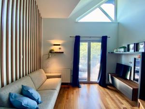 Olimian Retreat Rosa 421