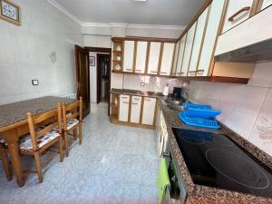 Cómodo y céntrico apto. en Gijón