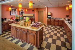 Hampton Inn & Suites BinghamtonVestal