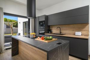 Villa L Escapade by IstriaLux