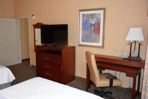 Suite with Two Queen Beds and Roll-In Shower - Mobility Access/Non-Smoking room in Homewood Suites by Hilton Brighton