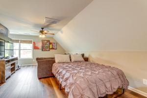 Cozy Covington Studio Rental Near Historic Square!