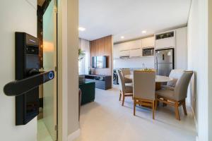 Aluguel Apartamento 2 Suítes Bombinhas