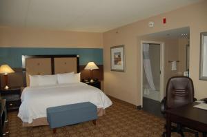 King Studio Suite with Sofa Bed - Non-Smoking room in Hampton Inn & Suites Charlotte-Airport