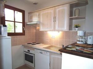 Chalets Detached house with dishwasher in south Dordogne : photos des chambres