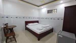 Nhà Nghỉ Tuyết Phụng