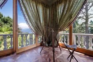 Historic Villa Argegno Como lake - سْكينيانو