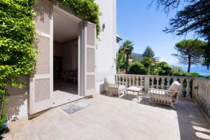 Historic Villa Argegno Como lake