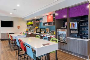 Home2 Suites By Hilton Redlands