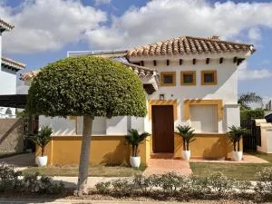 Luxurious Frontline Golf Villa on Mar Menor Golf - La Palma