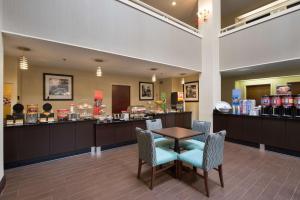 Hampton Inn Cornelia