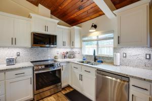 Birch Bay Vacation Home, Close to Beachfront Parks