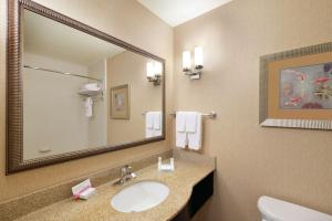 Queen Room with Two Queen Beds room in Hilton Garden Inn Warner Robins