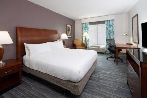 King Room room in Hilton Garden Inn Mystic/Groton