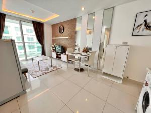 Blissful 1 Bed in Amazon Condo