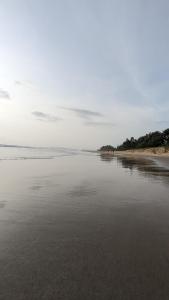 5 Mile Beach Resort