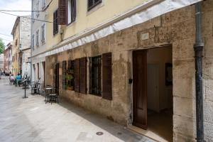 AAA Apartments & Rooms 