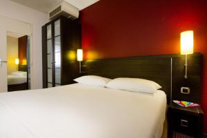Hotels ibis Styles Nantes Centre Place Royale : photos des chambres