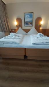 Standard Double Room room in Hotel Wikinger Hof