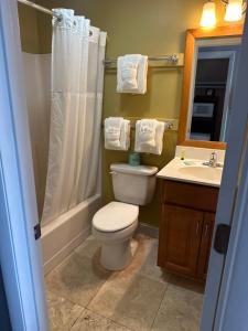Double Room with Balcony room in Trade Winds on the Bay