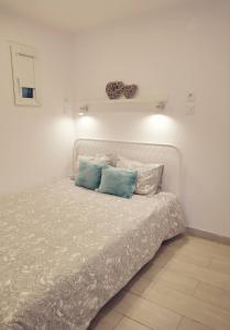 Small house with private park and yard