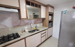 Cobertura com Piscina - Praia da Enseada