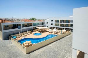SEABREEZE APARTMENT 200m away from the sea