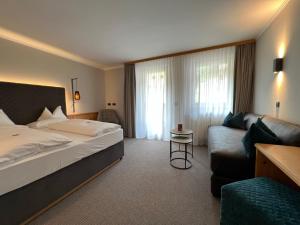 Double Room with Balcony room in Superior Hotel Panorama