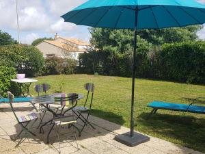Maisons de vacances Maison Calme avec Jardin Clos, Pres de Pornic et Nantes, Wifi et Equipements Bebe Inclus - FR-1-306-1239 : photos des chambres