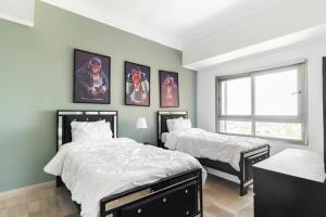 3 BDR Ocean View luxury Apartment . Sleeps 6