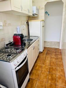 Apartamento a menos de 180 metros do Praia da Enseada - Melhor do Guarujá