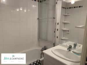 Appartements Appartement Fort-Mahon-Plage, 3 pieces, 4 personnes - FR-1-482-110 : photos des chambres