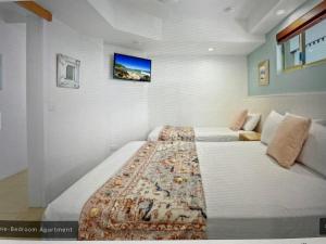 French Quarter on Hastings unit 128