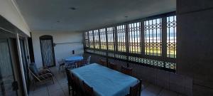 Juanita 105 - 8 Sleeper